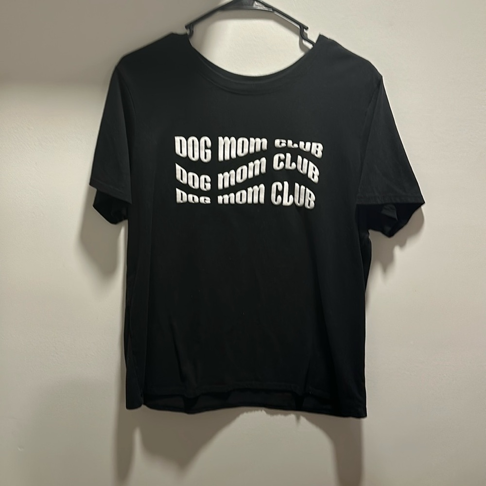 Dog mom t